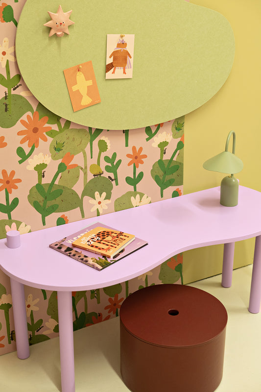 Blooming daisies – Smokey pink Wallpaper by Lotte Dirks | Into the Flowerfields Collection