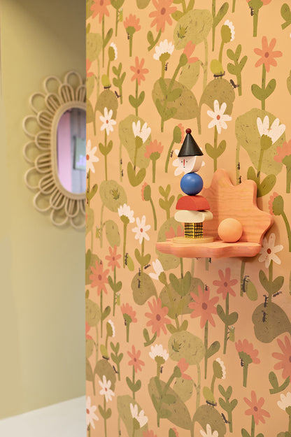 Blooming daisies – Warm beige Wallpaper by Lotte Dirks | Into the Flowerfields Collection